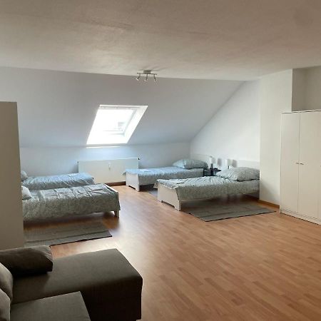 Moeblierte Wohnungen Fuer Monteure Und Arbeiter Saarbrücken Eksteriør billede